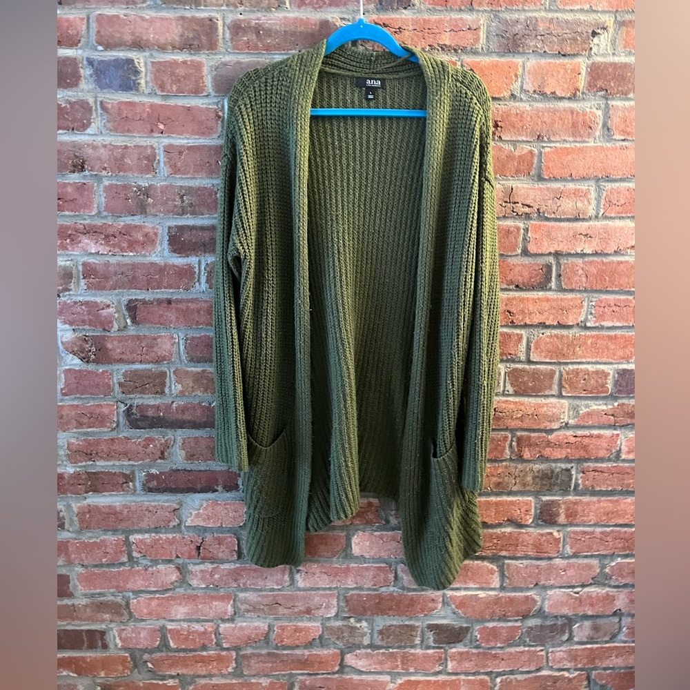 💚 3/$21 deal! a.n.a Large Green Long cardigan